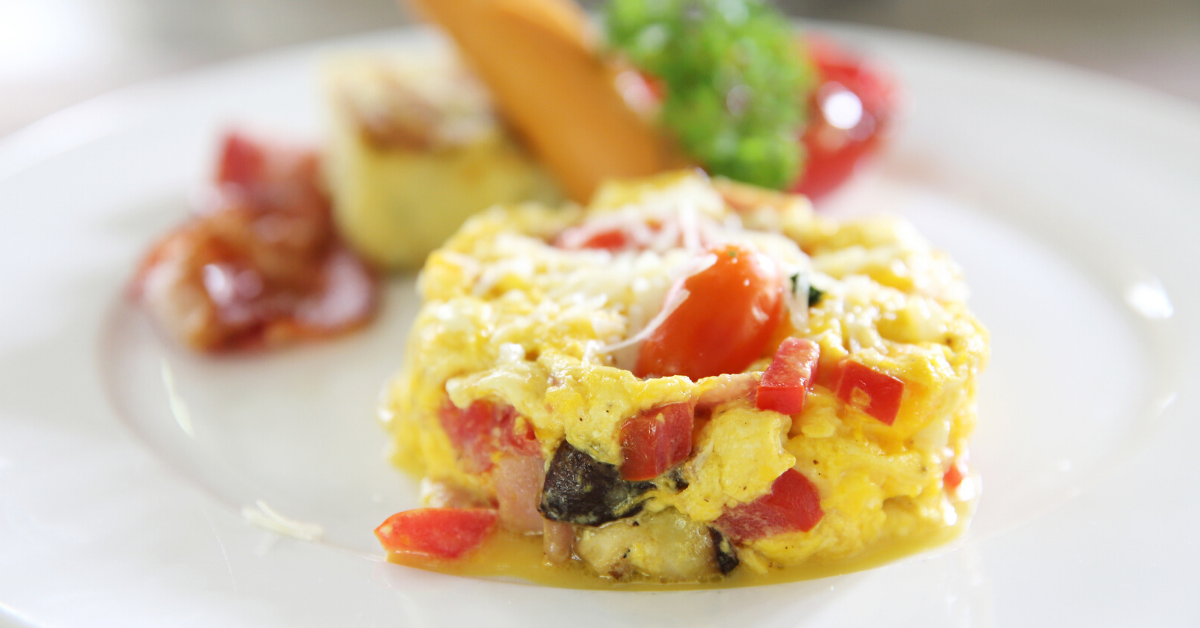 The Galveston Diet Recipe for Scrambled Eggs with Tomato and Spinach