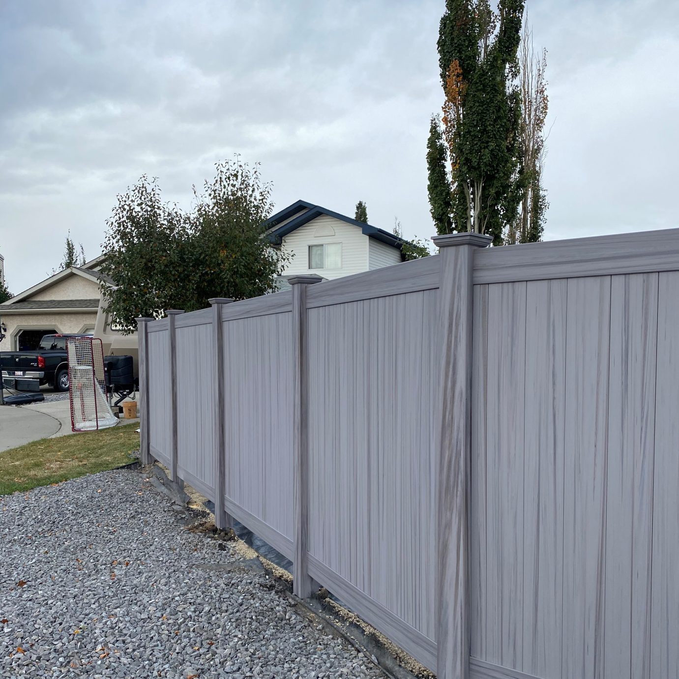 How Much Does A Vinyl Fence Cost? Everlast Vinyl Fencing