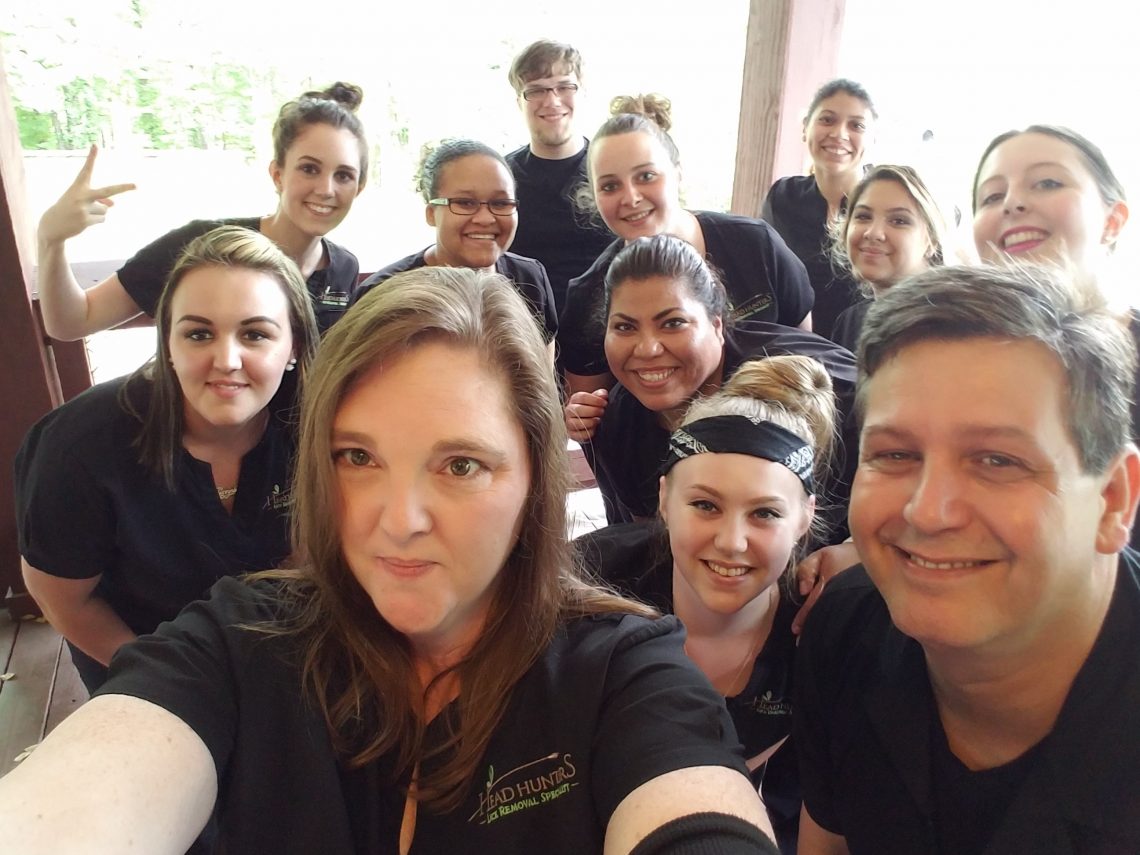 Head Hunters Lice Removal Specialist Team Selfie