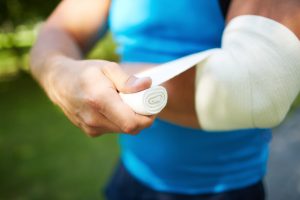 elbow pain can be alleviated with compression