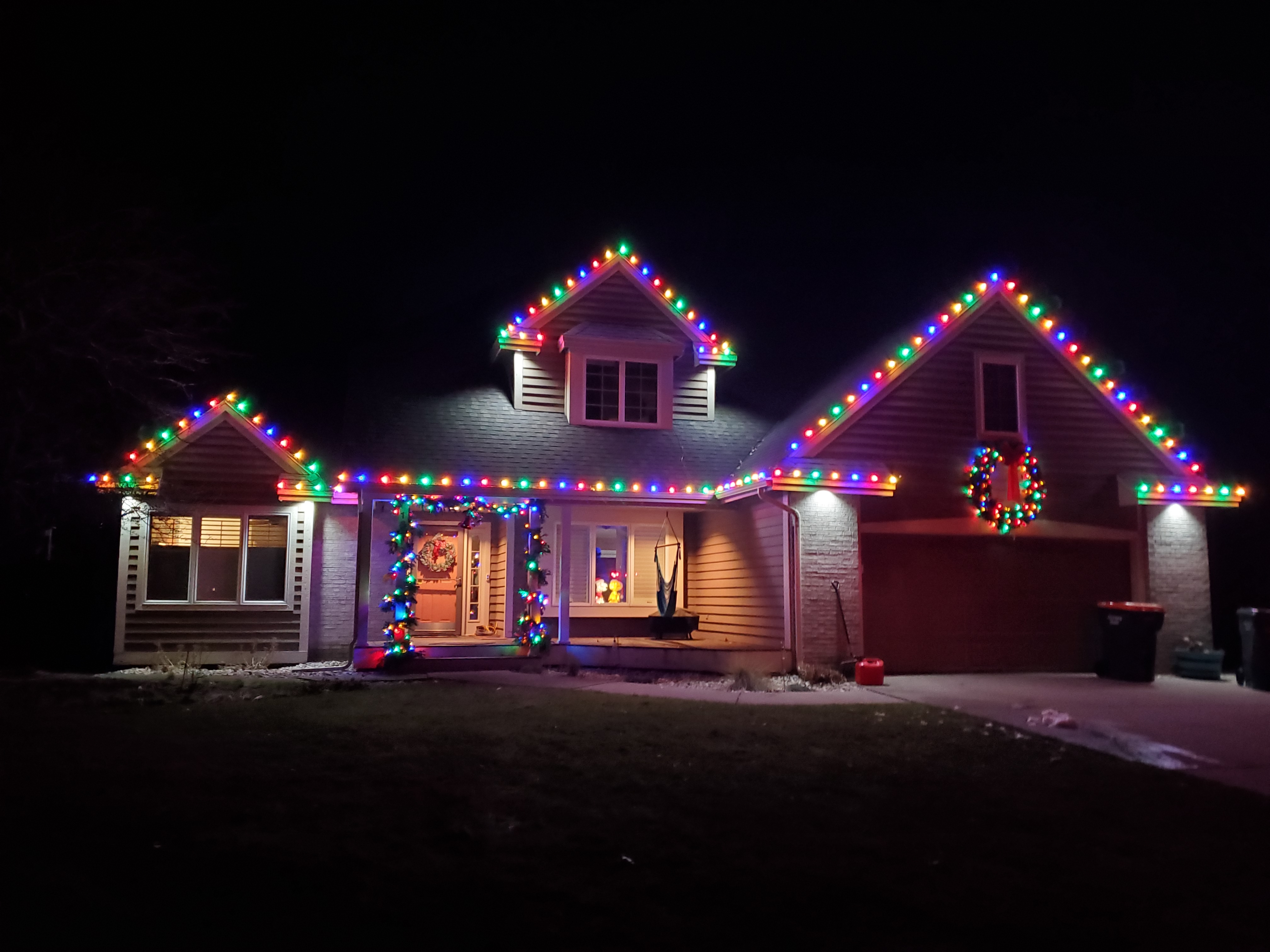 Residential Christmas Lights Near Muskegon Contact Us residential-christmas-lights-near-muskegon-contact-us