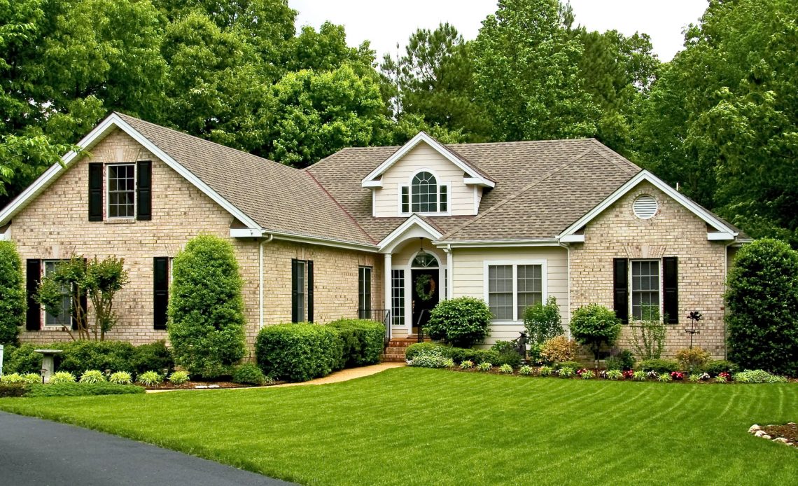 Roof washing house