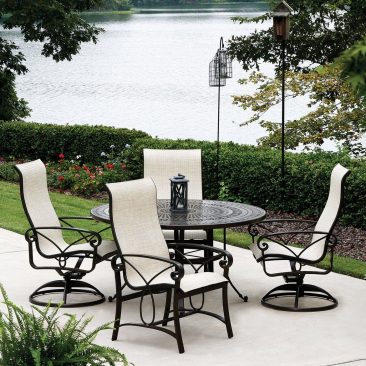 Your source for beautiful, affordable aluminum tables and chairs.