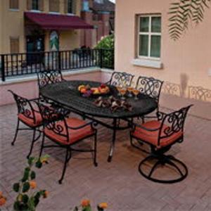 We offer affordable aluminum patio tables and chairs.