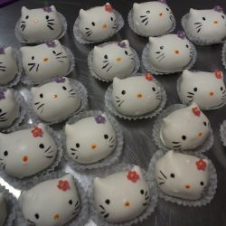 custom cake, cake pops, cupcake bakery dallas, specialty bakery