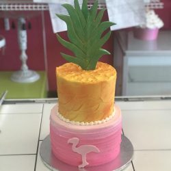 Flamingo cakes, pineapple cakes, arlington bakery, dallas bakery, bakeries near me, fort worth cakes