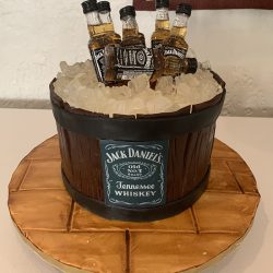 Jack Daniels Barrel | Jack daniel grooms cakes | whiskey cakes