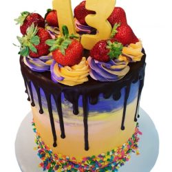 strawberry cakes, marbled cakes, 13th birthday cakes, drip cakes, custom birthday cakes, dallas bakery