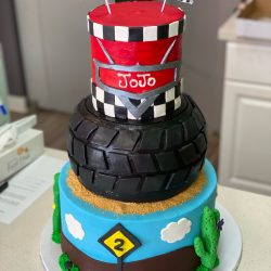 Disney cakes, birthday cakes in dallas, custom cakes in arlington, custom cakes in dallas
