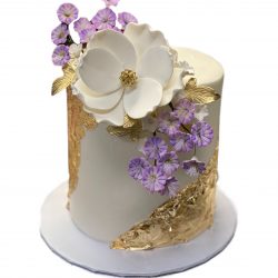 Purple + Gold | Elegant Birthday cakes | custom bakery cakes | arlington bakery | dallas custom cakes | unique gold cakes | gold flakes cakes