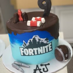 Fortnite birthday cakes, custom birthday cakes dallas