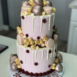 rose gold cakes, maroon cakes, popcorn birthday cakes, rose gold birthday cakes, sugar bee sweets bakery, delicious cakes addison