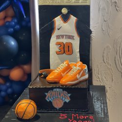 custom basketball cakes, basketball custom cakes