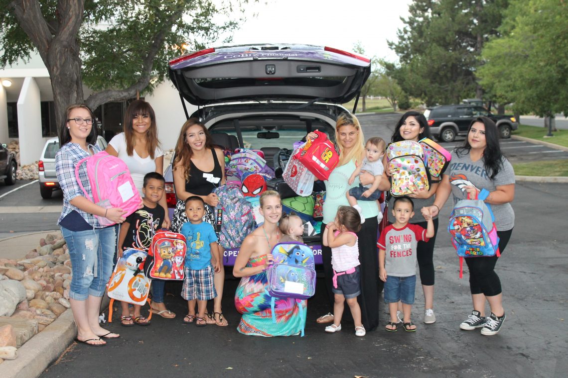 girls-and-backpacks